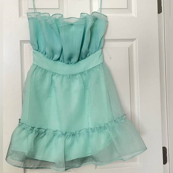 Elegant Seafoam Ruffle Mini Dress - Picture 1 of 2
